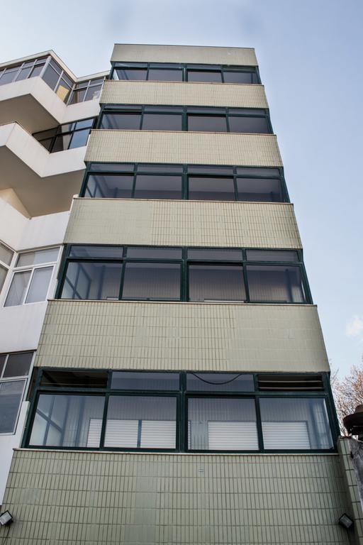 Low Cost Tourist Apartments - Casa Da Musica Porto Eksteriør bilde