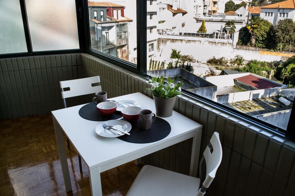 Low Cost Tourist Apartments - Casa Da Musica Porto Eksteriør bilde