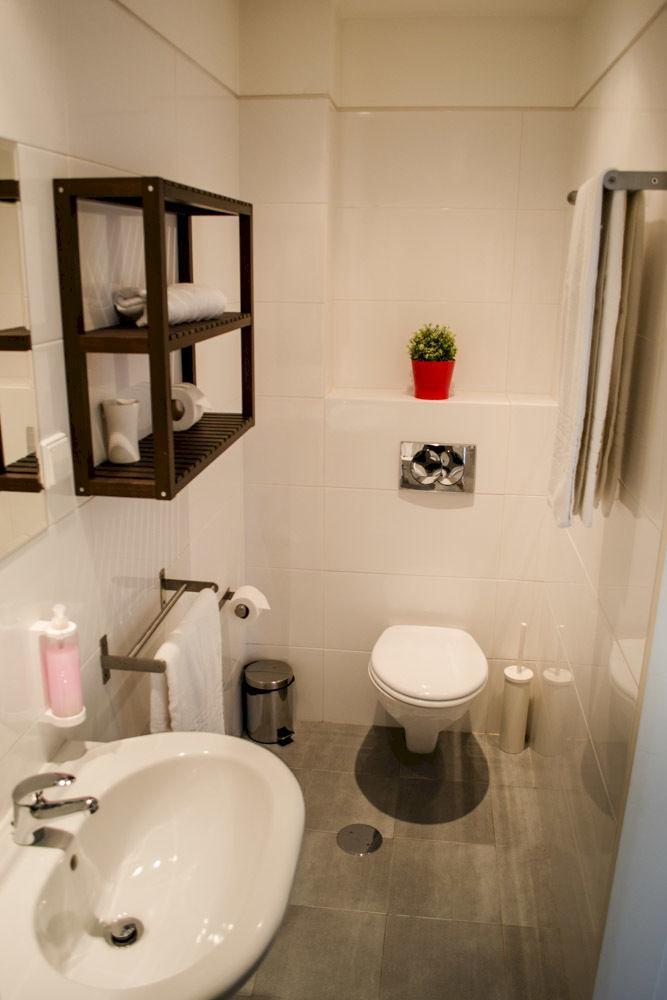 Low Cost Tourist Apartments - Casa Da Musica Porto Eksteriør bilde